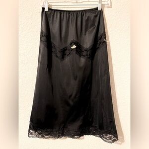 VTG Body Chic Half Slip MED Black Tricot Nylon W Lace Trim USA Fairy Whimsigoth